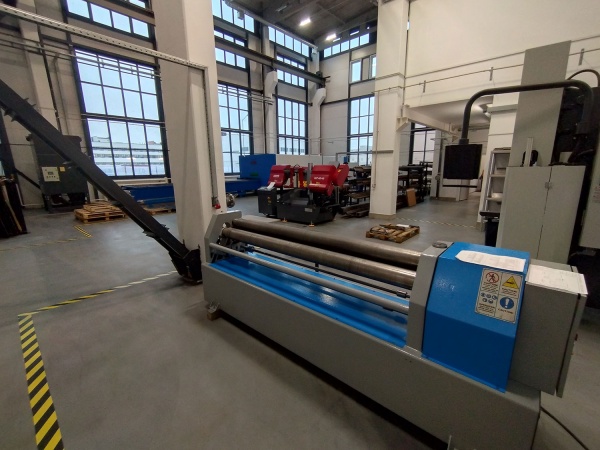 Вальцовка металла