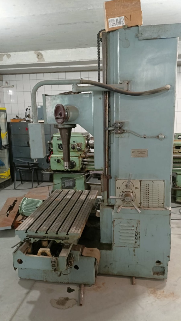 Отделочно-расточной станок 2733П