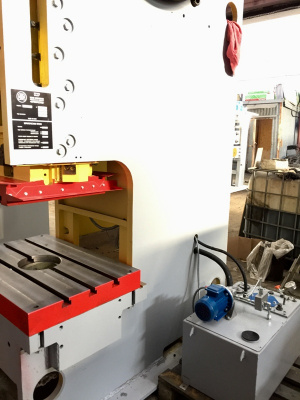 пресса кривошипные - КВ2132. после модернизациии