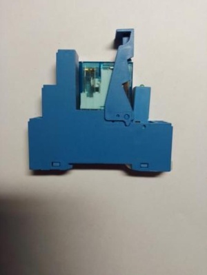 Finder Typ 40.52+Typ 90.95+Typ 99.80 Реле 8A 250V Катушка 24VDC