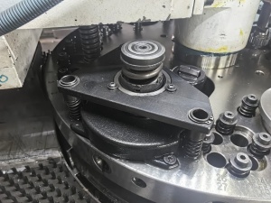 Координатно-пробивной пресс Durma ТP9 с ЧПУ