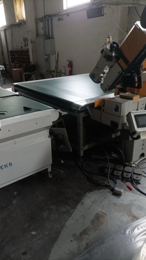 Окантовочная машина для производства матрасов PFAFF