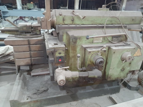 Поперечно-строгальный станок 7Е35