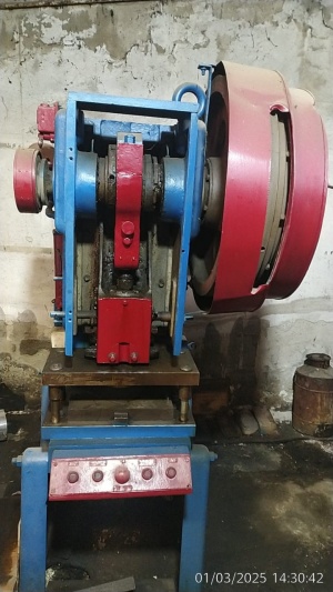 Станки инструмент для изготовления жестянных изделий