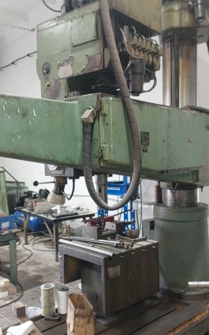 Радиально-сверлильный станок 2А554