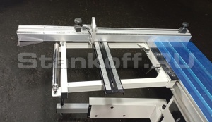 Форматно-раскроечный станок без наклона пилы D90-1600