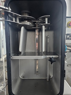 Клипсатор автомат вакуумный Helvac H18