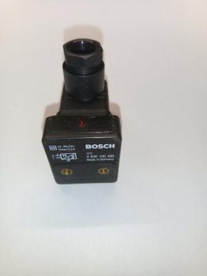 Bosch 0 830 100 490 Магнитный датчик 0830100490 Bosch Германия