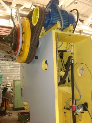 пресса кривошипные - КВ2132. после модернизациии