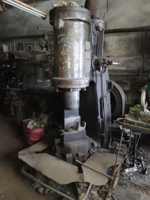 Молот ковочный на 150 кг. МВ-412