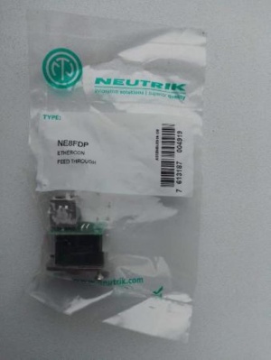 NE8FDP Neutrik Панельный разъем RJ45 проходной