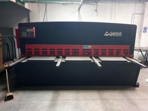 Гидравлические гильотинные ножницы NARGESA C3006