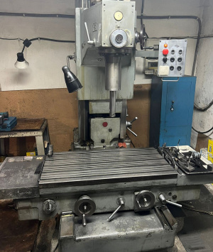 Отделочно-расточной станок с подвижным столом 2Е78П