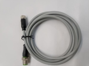 Кабель с разъемом Переходной М8 Розетка 3 пин на М12 Вилка 3 пин кабель длина 2 метра Balluff Германия