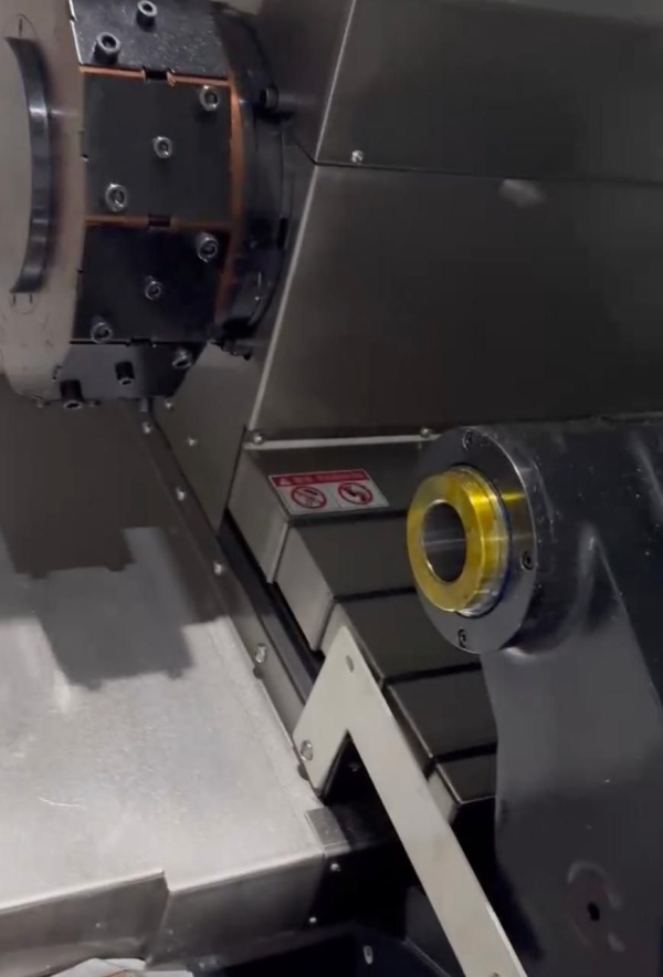 Токарно- фрезерный станок с ЧПУ