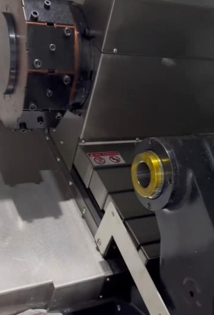 Токарно- фрезерный станок с ЧПУ