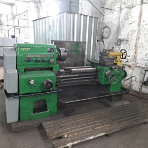 Токарно-винторезный станок 1К62