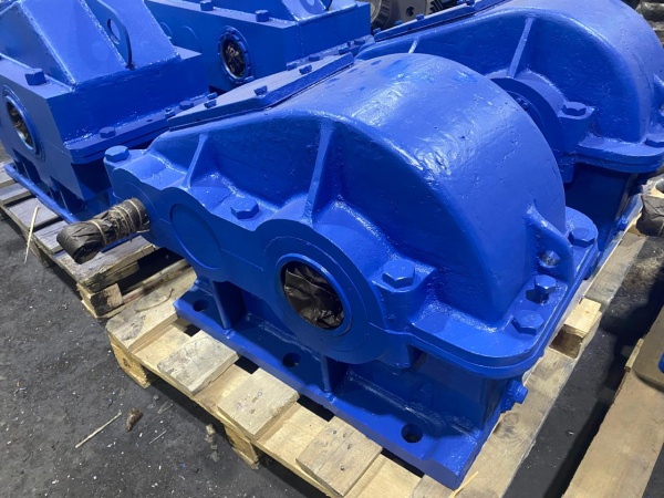 Редуктор Ц2-400,редуктор Ц2-400П