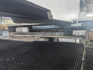 Координатно-пробивной пресс Durma ТP9 с ЧПУ