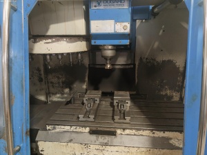 Вертикальный обрабатывающий центр с ЧПУ DUGARD EAGLE 1000 VMC