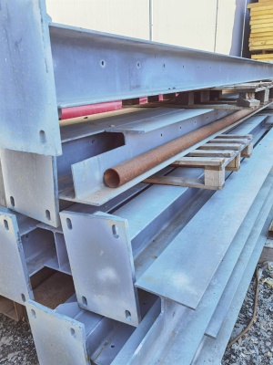 Балка двутавровая стойка