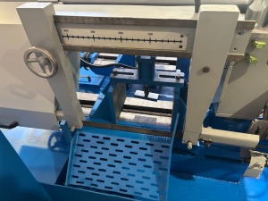 Ленточнопильный станок HUJIN GZK-4240 с ЧПУ