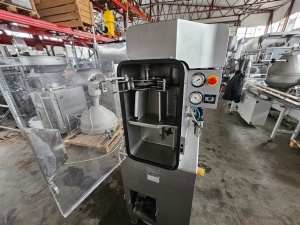 Клипсатор автомат вакуумный Helvac H18