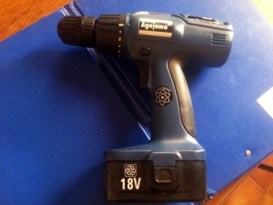 Аккумуляторная дрель-отвертка Agoiama 25C675