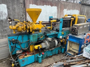 Термопластавтомат Де3127-63 Ц1