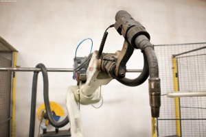 Роботизированная сварочная станция KAWASAKI RA006L