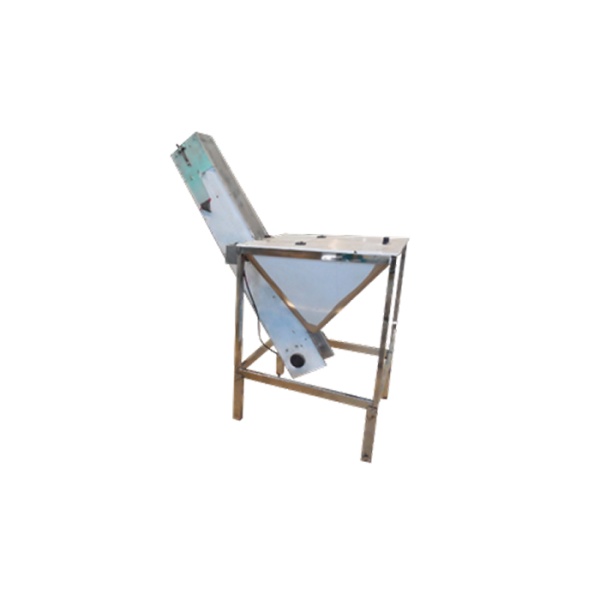 Элеватор ковшовый с бункером