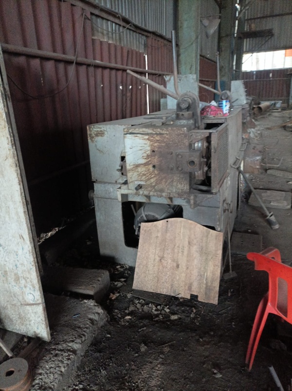 Правильно-отрезной станок И6122