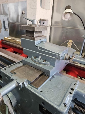 Токарно-винторезный станок 1М65-5 (ДИП500) РМЦ 5 м