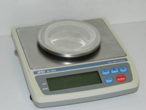 Весы AND EK-200i / 200 г, 0.01 г