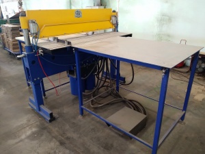 Ножницы гильотинные для резки гофрокартона нг-1600