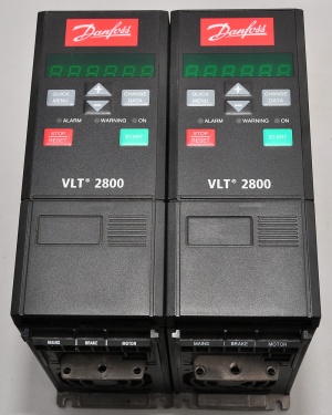 Контроллер OMRON CQM1-CPU51 и модули, память, блоки питания к нему, CP1L-M60DR-A, реле Moeller Eaton DILER-31,DILER-22-G,DILEM-01-G,PKZM0-4