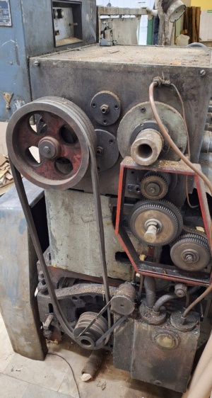 Универсальный токарно-винторезный станок ТС-75