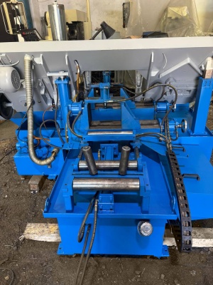 Ленточнопильный станок портального типа HUJIN GZK-4240 с ЧПУ