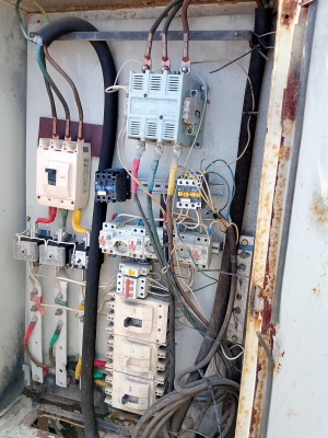 Вибропогружатель в 1144