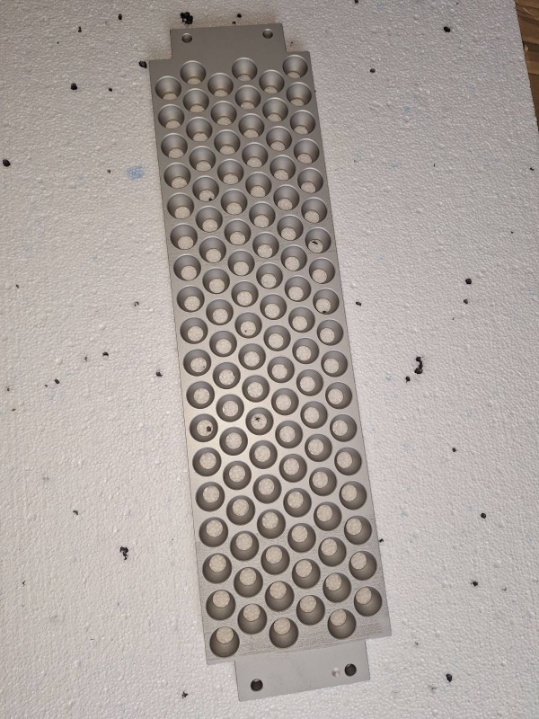 Матрица к машине для удаления косточек из вишни