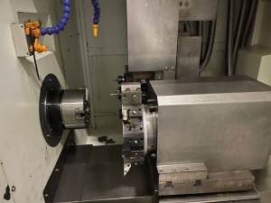 Токарный станок с ЧПУ FL400