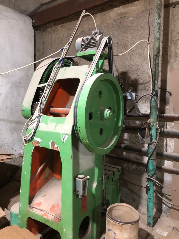 Линию по производству Жестяных Банок