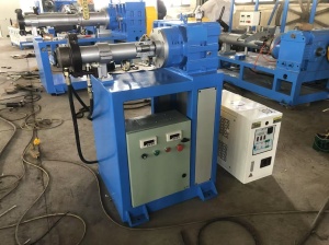 Экструдер холодной загрузки для резины мод. ZKE-30x16D