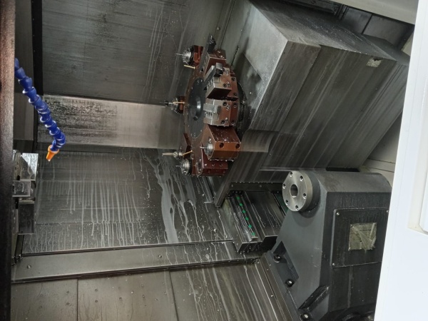 Токарно фрезерный станок с чпу бу Z-mat DT500 E