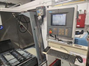 Вертикальный обрабатывающий центр с ЧПУ CINCINNATI ARROW 1250