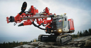 BG 001 363 95 Торцевая крышка Sandvik Dl650i