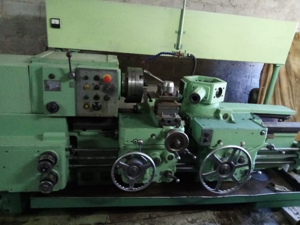 Станок токарно-револьверный универсальный 1е365бп