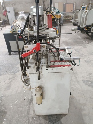 оборудование для производства ПВХ и алюминиевых конструкций