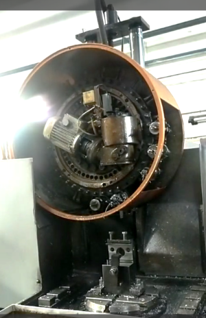 Обрабатывающий фрезерно-сверлильно-расточной с круговым столом центр ВМ501ПМФ4