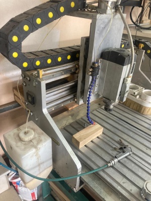 Фрезерный токарный станок ЧПУ